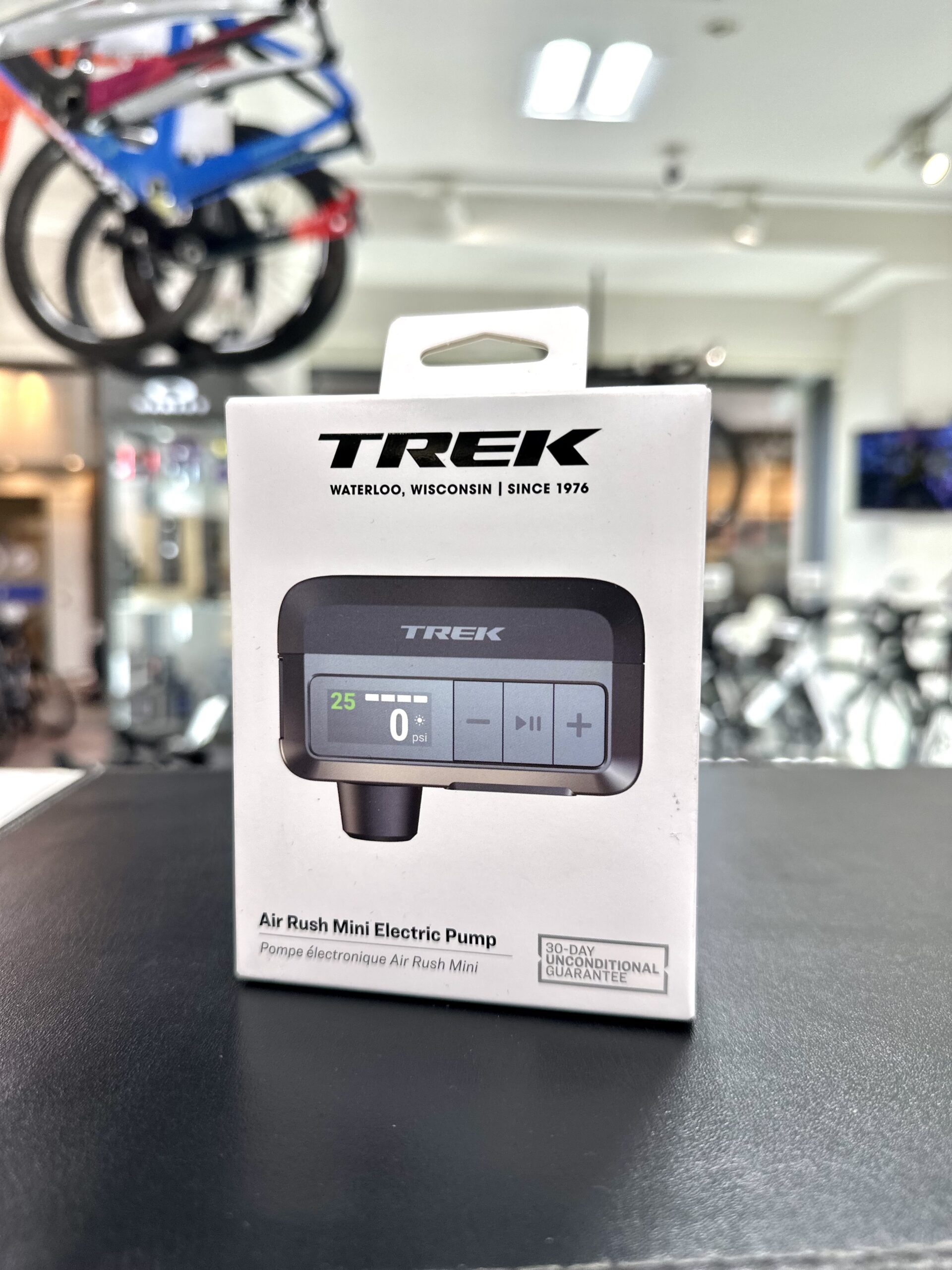 TREK 新型 AIR RUSH 電動ポンプ お取り扱いスタート ヤマダサイクル