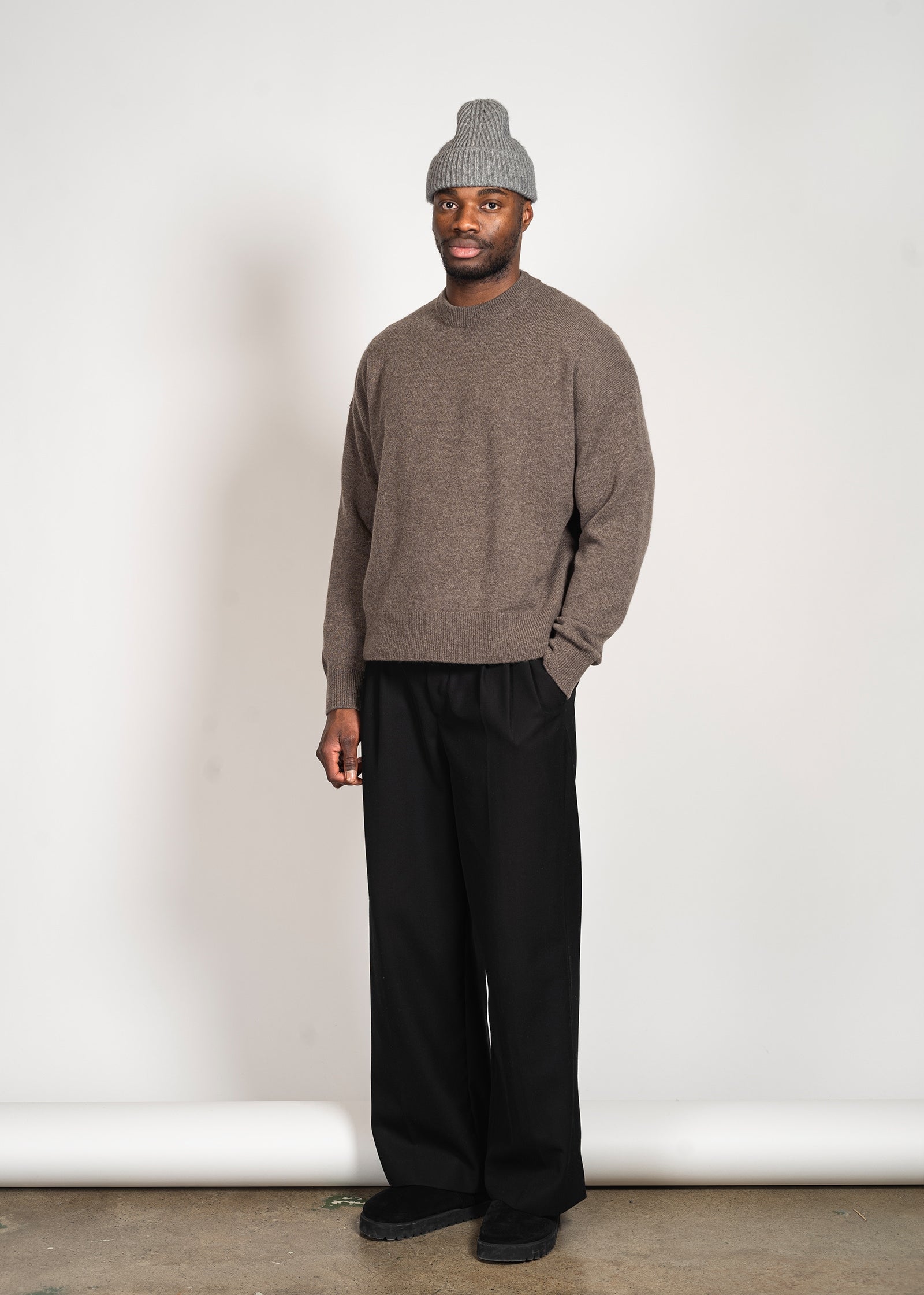 Cashmere Blend Oversized Sweater in Dark Brown – Yacaia Y-0008