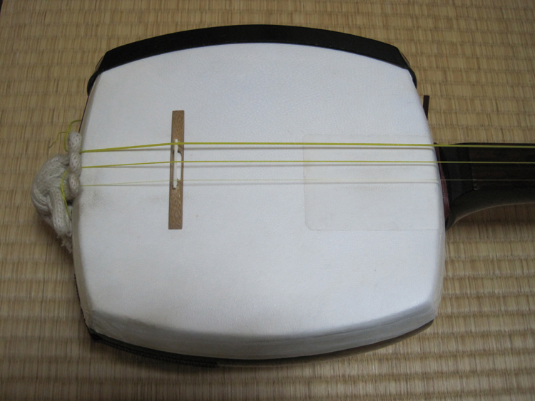 三味線撥53天然素材98.3g 全長20cm 開き9.3cm