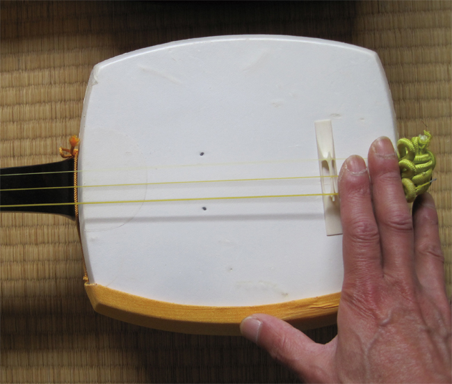 三味線各部の寸法と駒位置