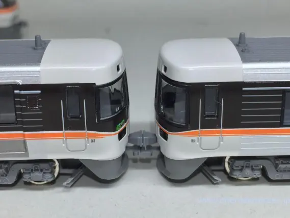 KATOの383系「ワイドビューしなの」が入線！ 10-558 / 10-559 / 10-560