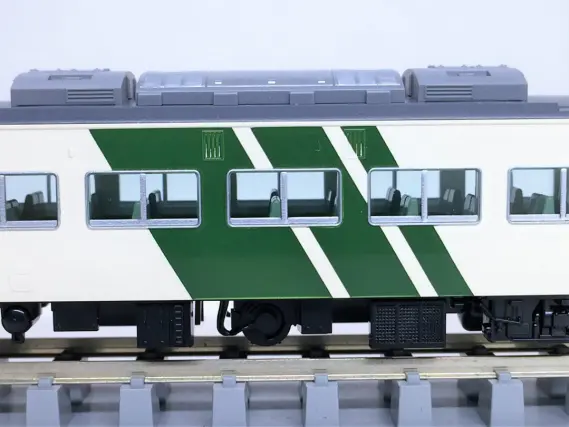 平成最後の入線は TOMIX 185系「踊り子」強化形スカート！ トミックス