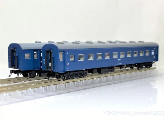 43系夜行急行「きそ」が入線しました。KATO 10-1623 / 10-1624