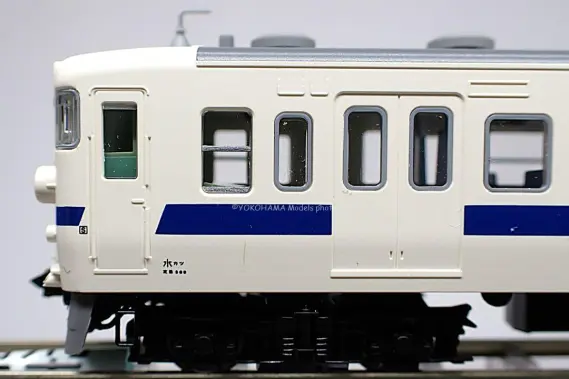 401系（高運転台・新塗装）が入線しました。 TOMIX 98582 98583 国鉄