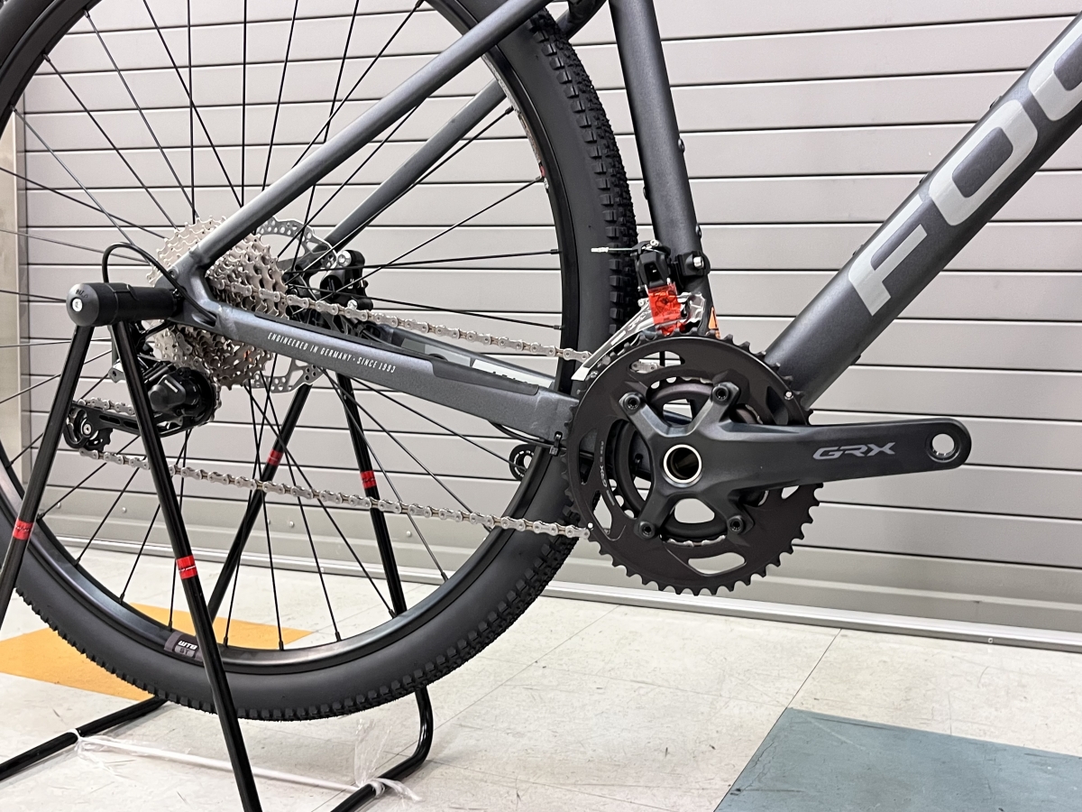 MTBで主流になりつつあるジオメトリーを採用したグラベルロード『FOCUS