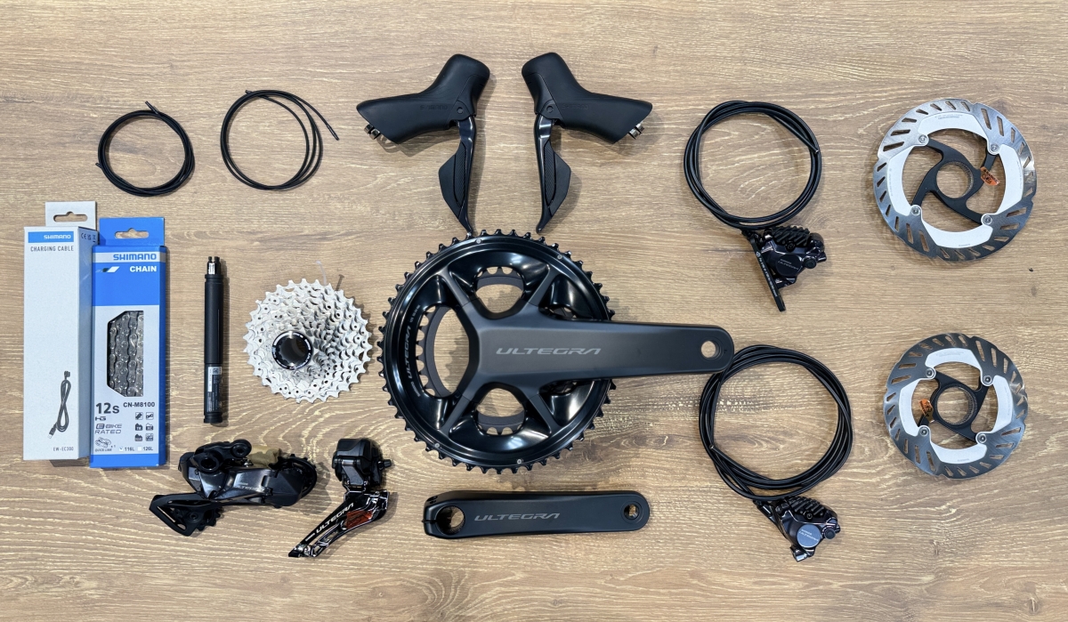 シマノ SHIMANO ULTEGRA TTバイク用Di2コンポーネントセット 2×11 Di2