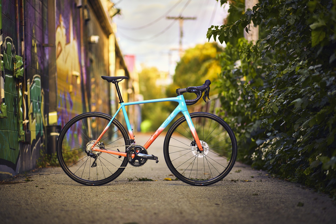 TREK】2023 新型EMONDA ALR5 徹底解説いたします | 神戸で自転車をお