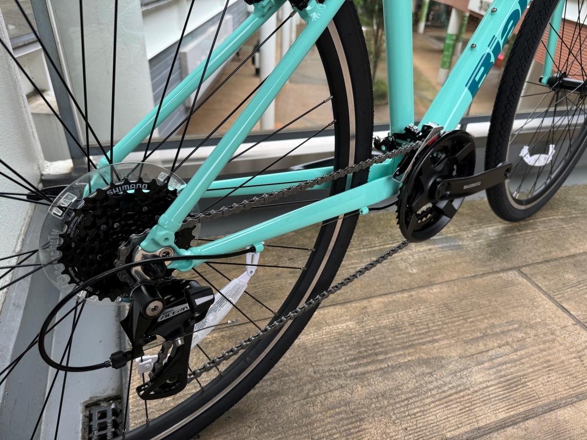 BIANCHI】通勤通学向けの大人気クロスバイクが入荷して参りました