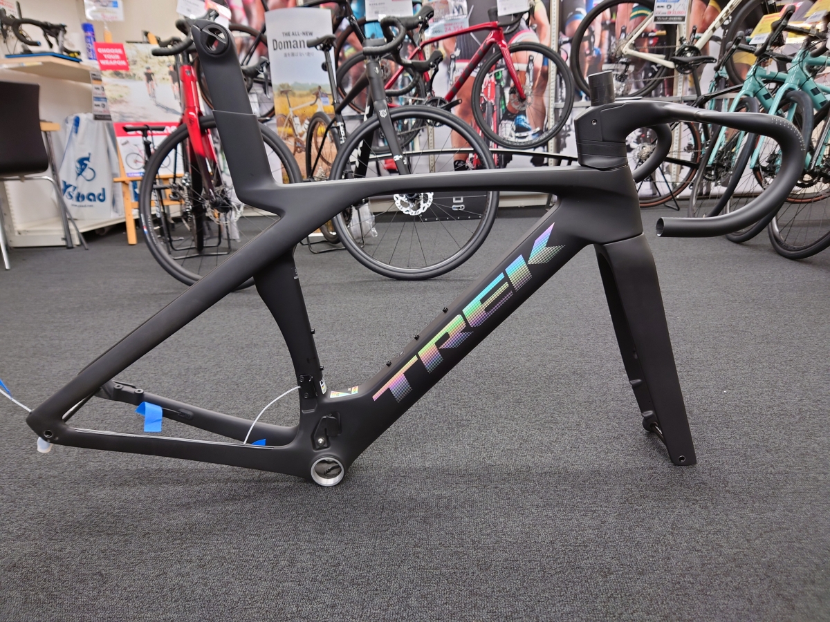 TREK MADONE SLR フレームセットあります!! 極少入荷の貴重なシンプル