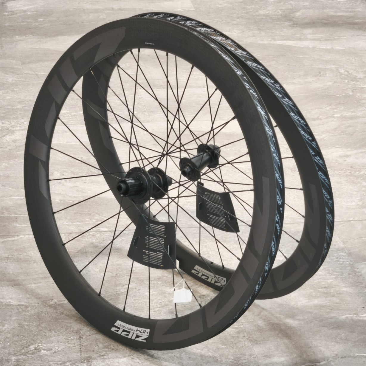 ホイール】インプレも! 超絶高性能ディープホイール再入荷!! ZIPP: 404