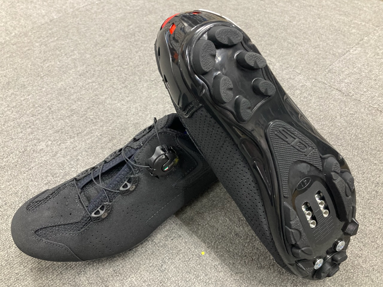 SIDI】シューズサイズ41の方に朗報ですっ | サイクルウェアのことなら