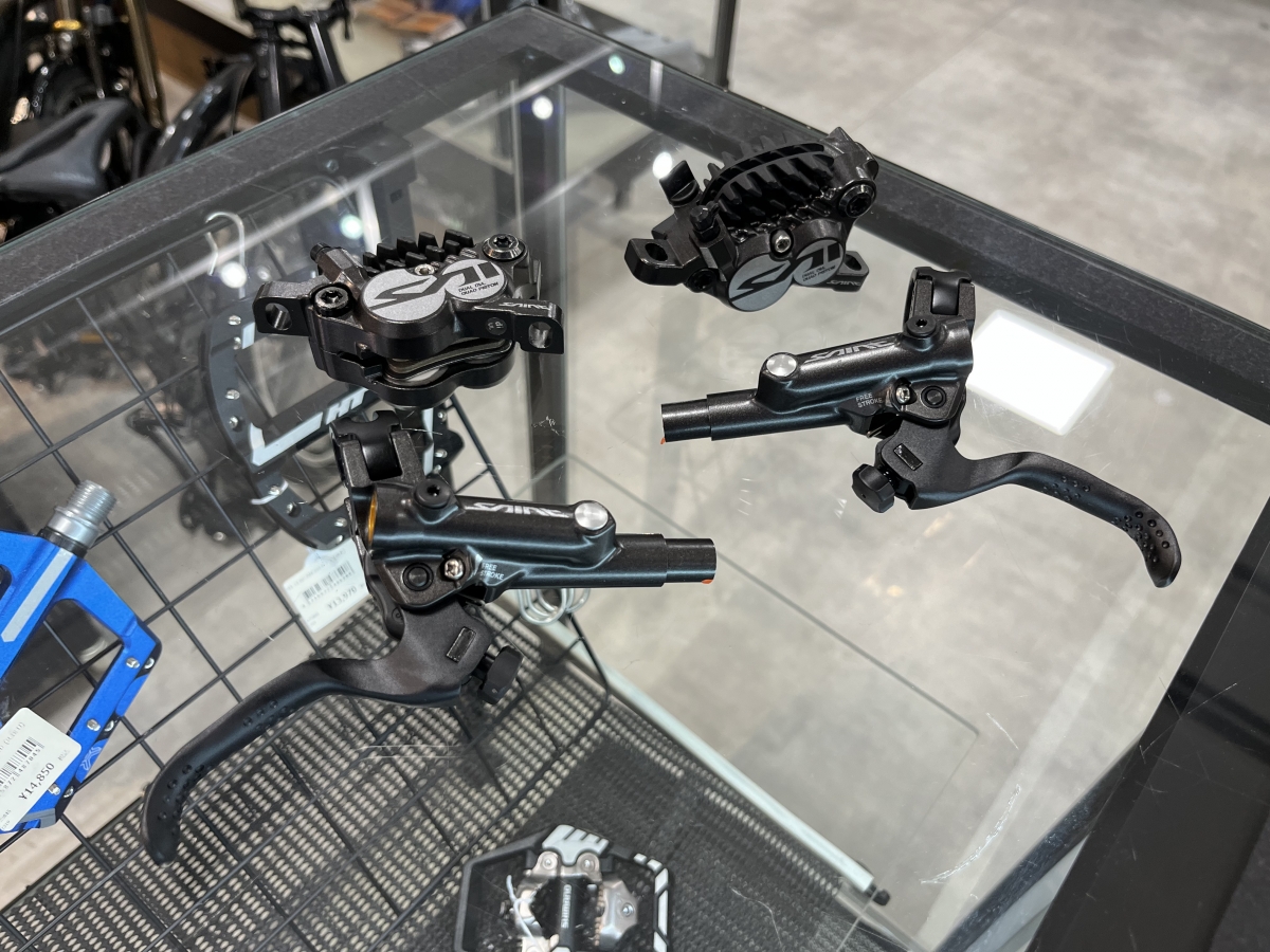 MTB】ガツンと効くブレーキならこれ！SHIMANO BL/BR-M820在庫あります