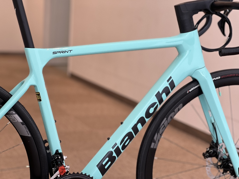 Bianchi】フル内装化を果たした新型「SPRINT DISC」が入荷！リムハイト
