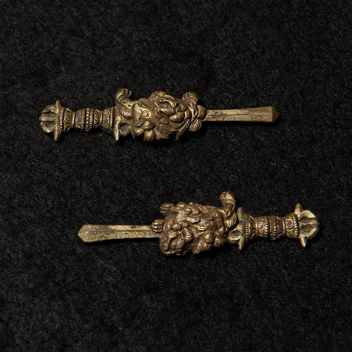 04-320 獅子図 目貫 | 日本刀専門店【勇進堂】オンラインストア