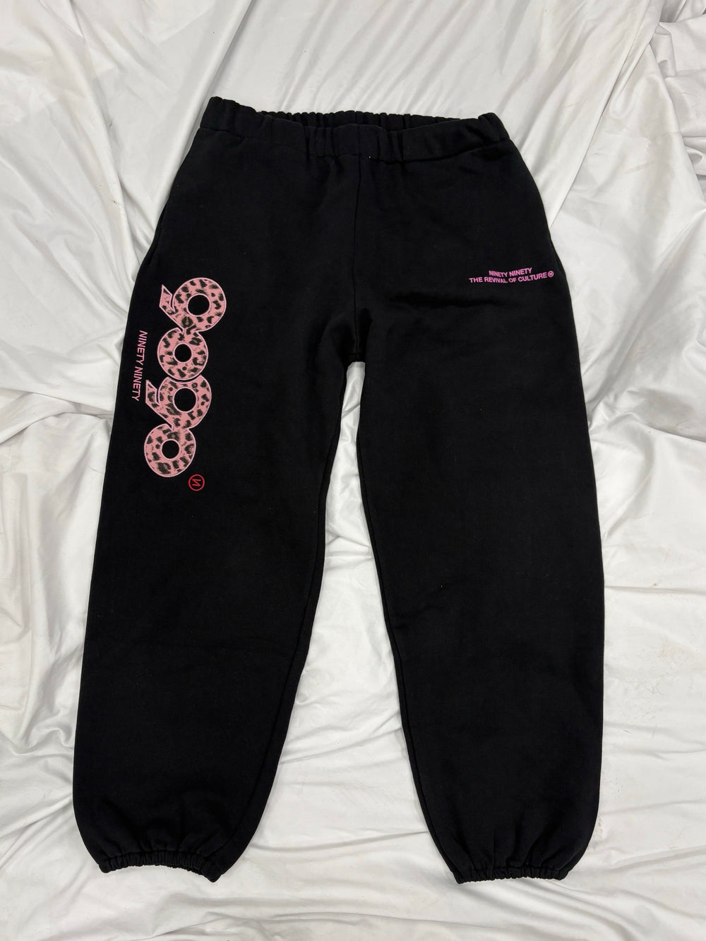 新品 ブラックピンク ハーフパンツ STREET LOGO BLACK M ハーフパンツ
