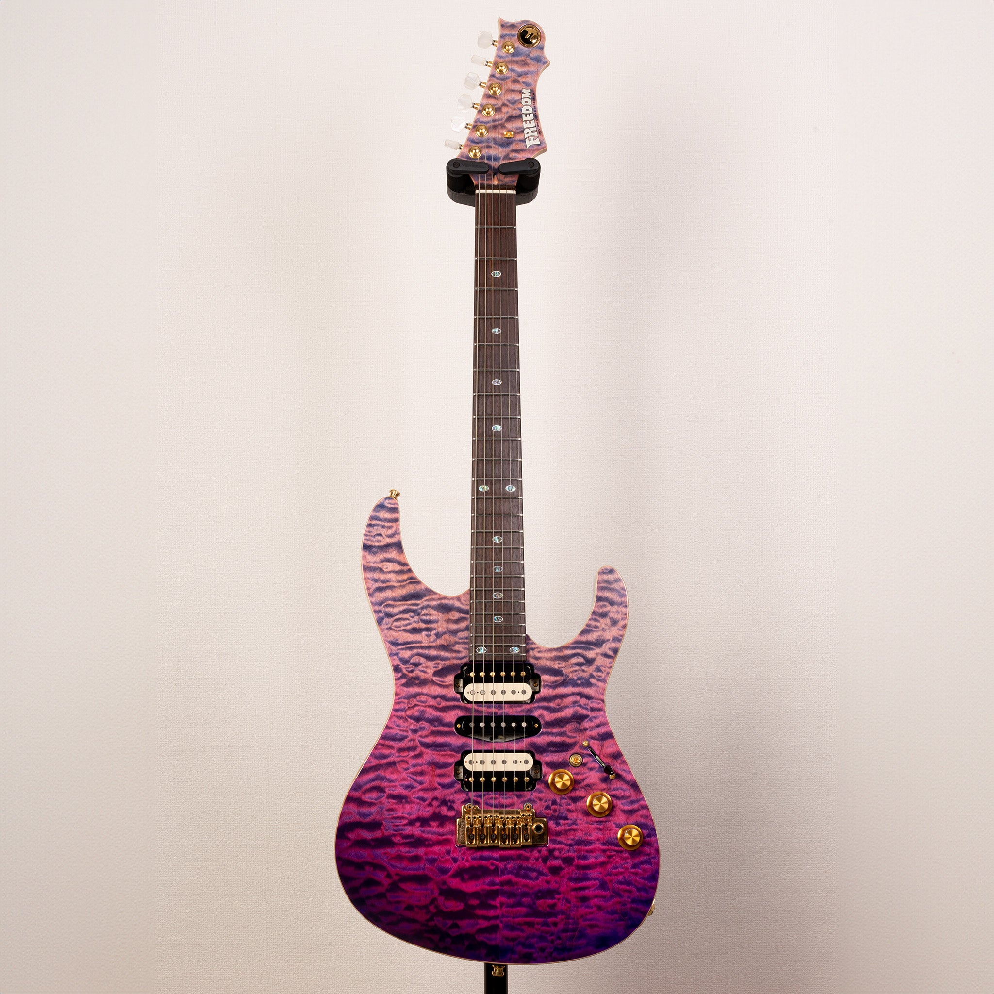 Freedom Custom Guitar Research | OS Hydra 24F-2Point (Hydrangea