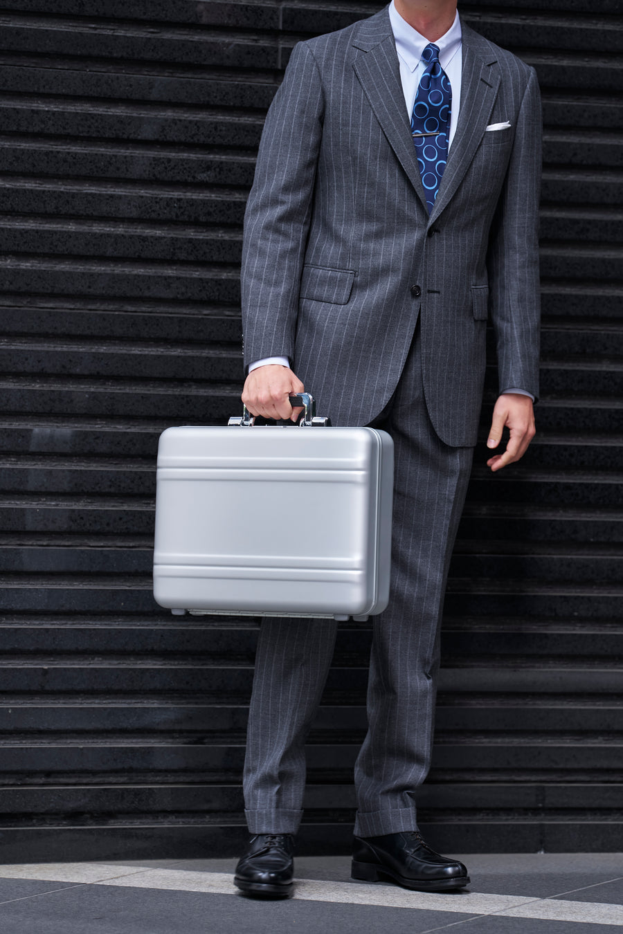 Classic Aluminum 3.0 ATT | Small Attaché Case 94411 – ZERO HALLIBURTON