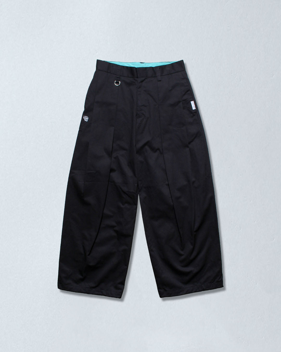 ツータックワイドチノスラックス – LIBEIRO