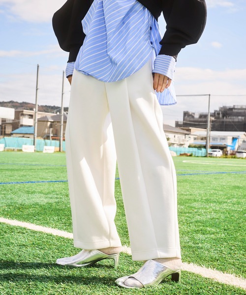 OMMO（オーエムエムオー） パンツ FRONT TUCK SEMI TAPERED PT