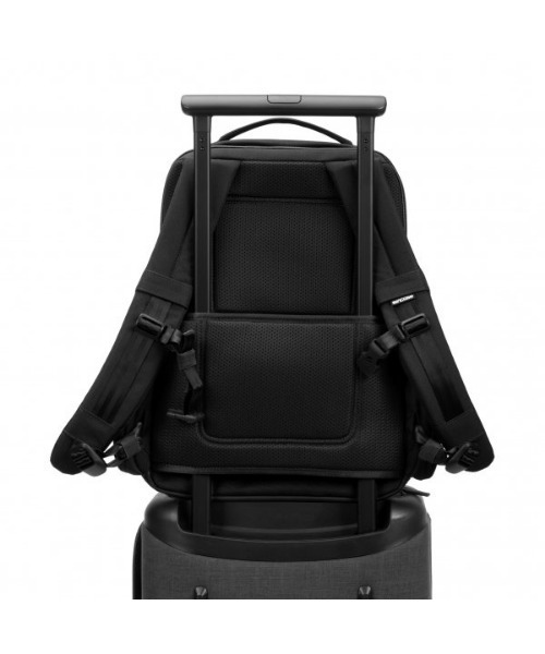 incase（インケース） ビジネスバッグ INCO100683-BLK Incase A R C