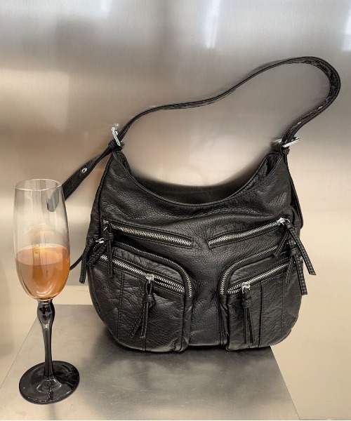 FINEnough ショルダーバッグ バッグ シルバーファスナー使いビンテージ