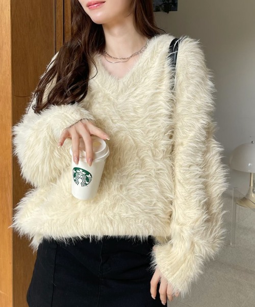 Ada. ニット セーター 長毛 フェザーヤーン Vネック シャギー ニット