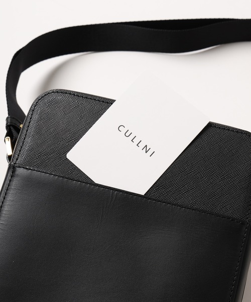 CULLNI（クルニ） ショルダーバッグ Square leather shoulder bag