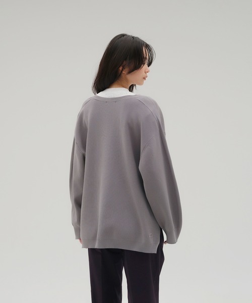 New Balance（ニューバランス） ニット セーター MET24 Knit V Neck