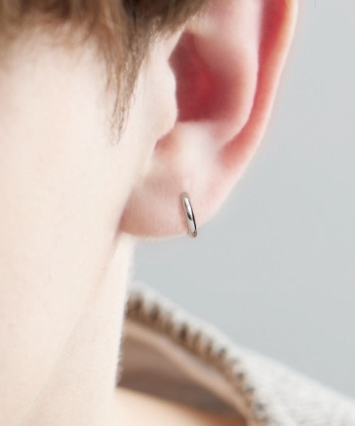 4℃ HOMME+（ヨンドシーオムプラス） ピアス プラチナ フープ ピアス