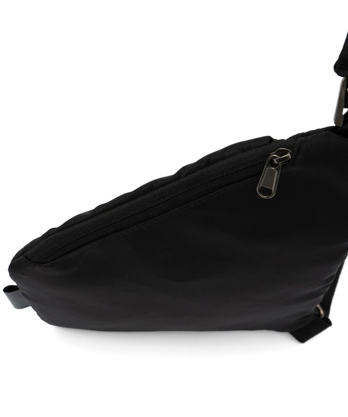VitaFelice（ヴィータフェリーチェ） ウエストポーチ ナイロンスリム