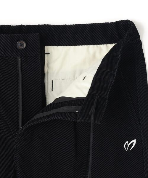 極美品 MASTER BUNNY EDITION 総柄 パンツ スラックス 黒 マスター