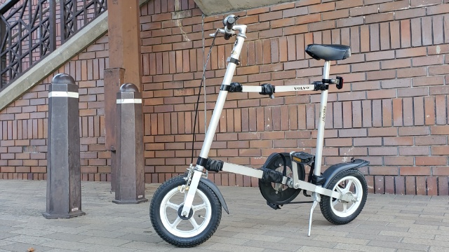VOLVO 折りたたみ自転車・・・ – ZOOM CAR COLLECTION BLOG