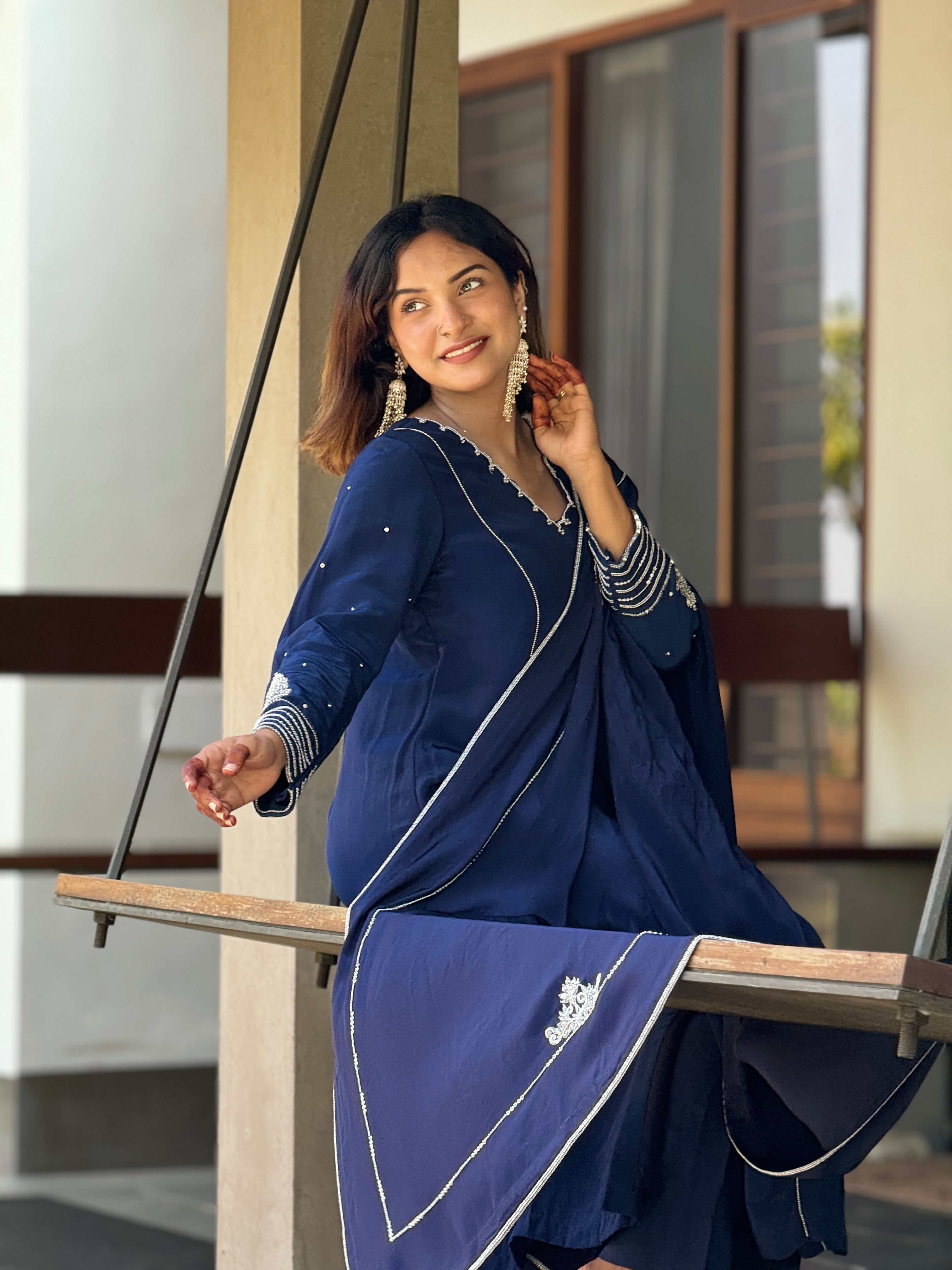 ZU25X059-NATURALCRAPE NAVY – zuriwomenonline