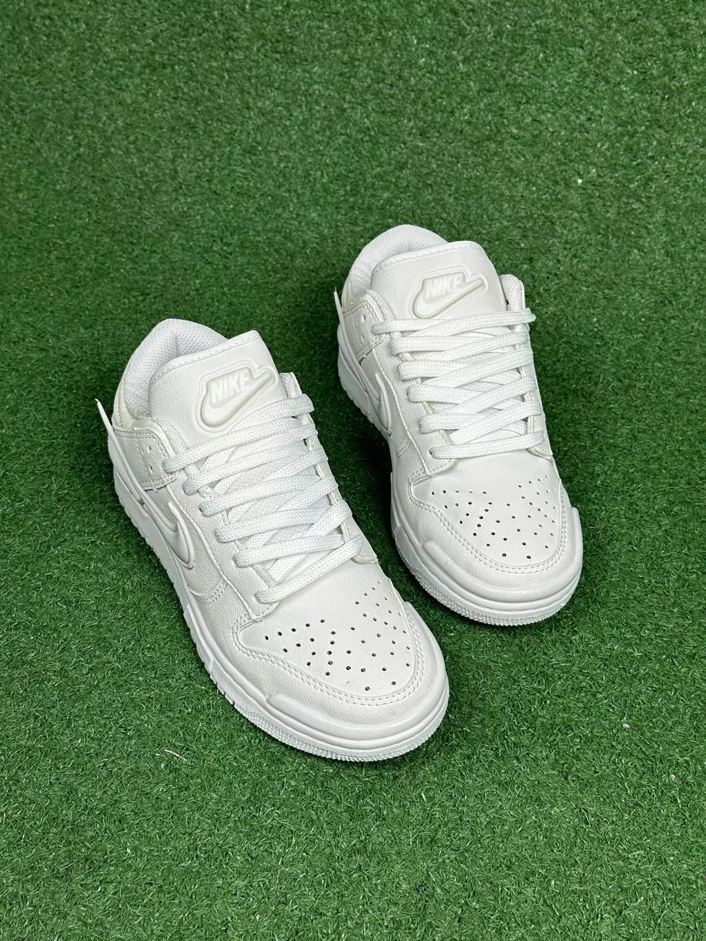 Dunk Low Sb Twist White - Comprar em MK Store BR