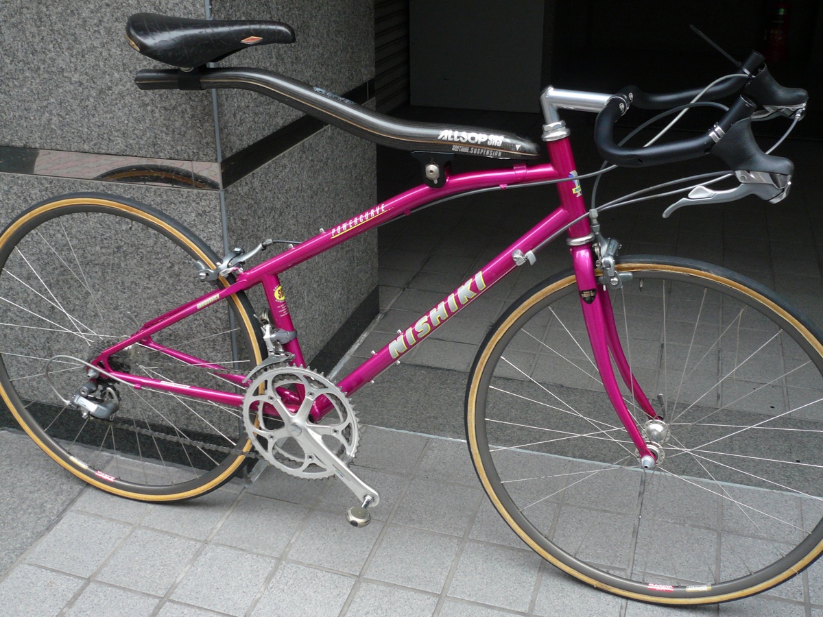 SOFTRIDE ロードバイクフレーム ピンク/イエロー NISHIKI SOFT RIDE