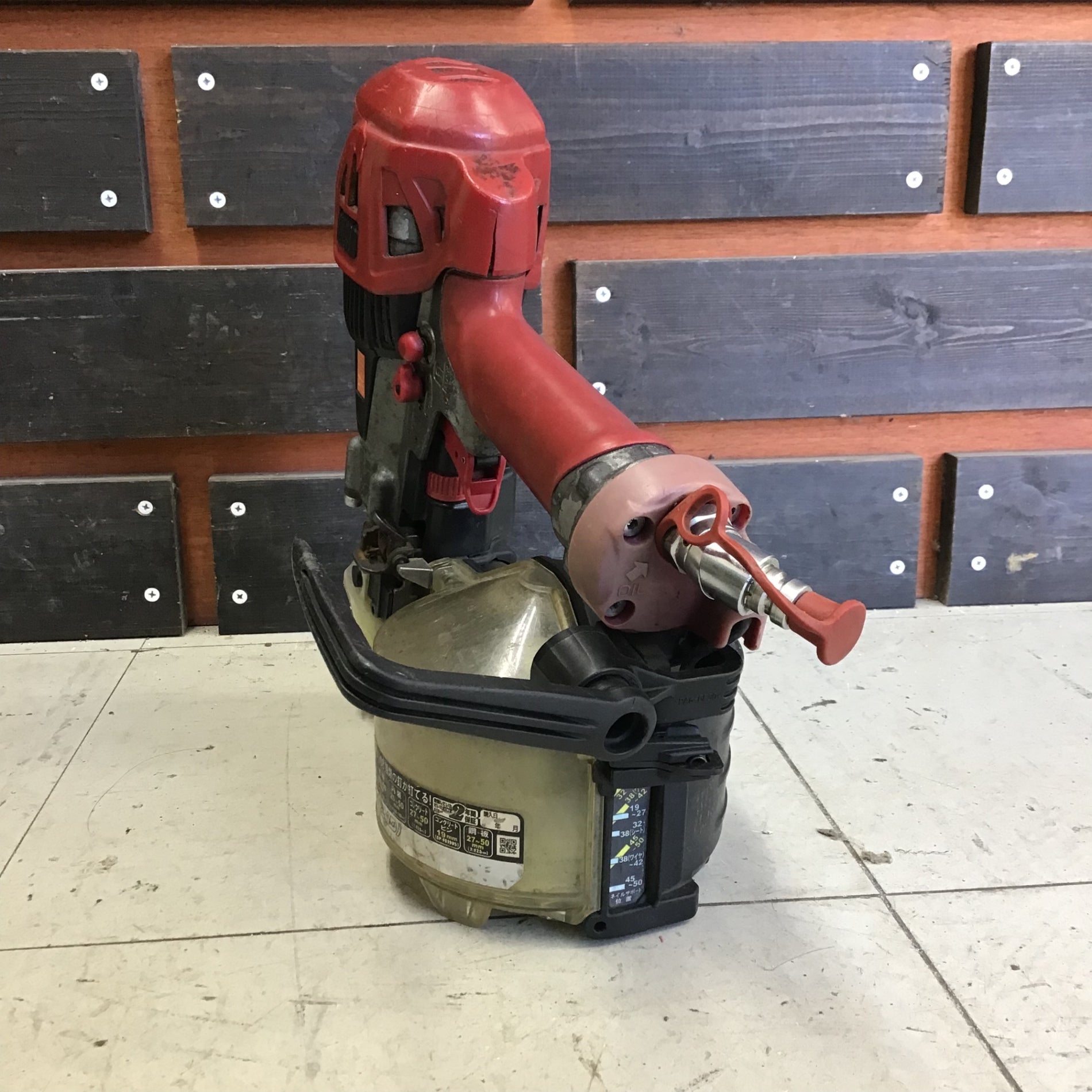 中古品】マックス/MAX 高圧エア釘打ち機 HN-50N2(D)-G 【鴻巣店