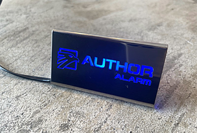 オーサーアラーム カーセキュリティ – 新感覚のデジタルカー