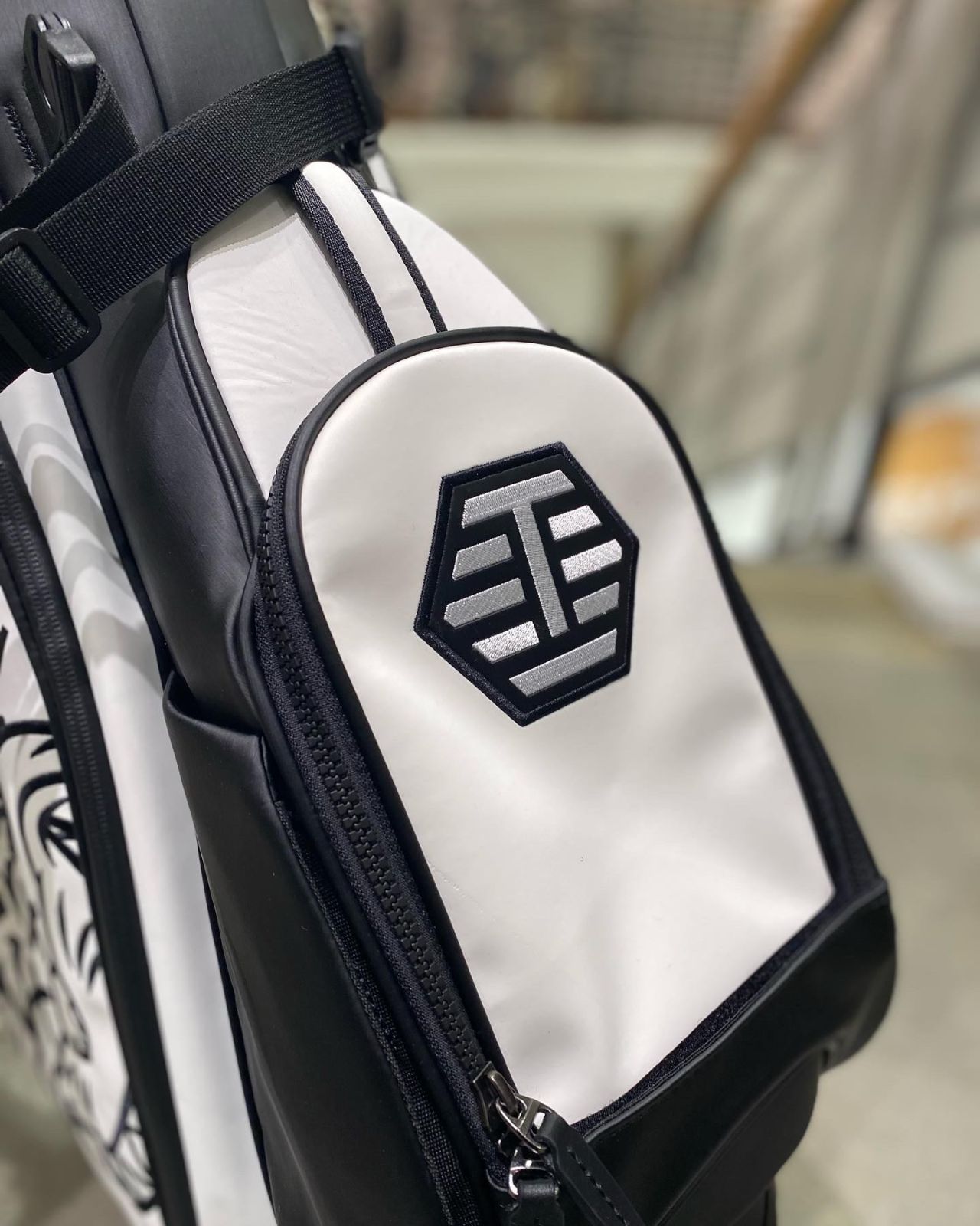 VESSEL×BETTINARDI】ベゼル×ベティナルディ新作キャディバッグ入荷