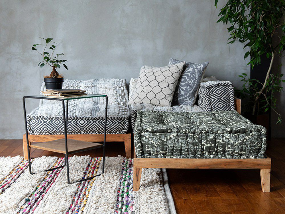 送料無料】ブロック マルチ ザブ オットマン HUS ホワイト - a.depeche