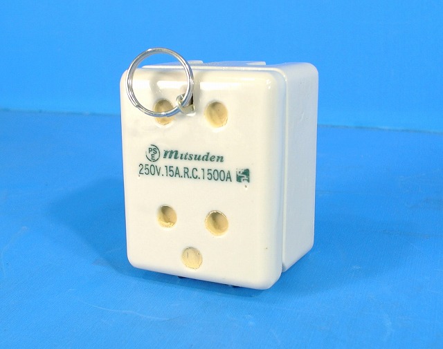 通販 | 岩崎電気 H4CC2A352・H4CC2B352 水銀ランプ用一般形安定器 400W