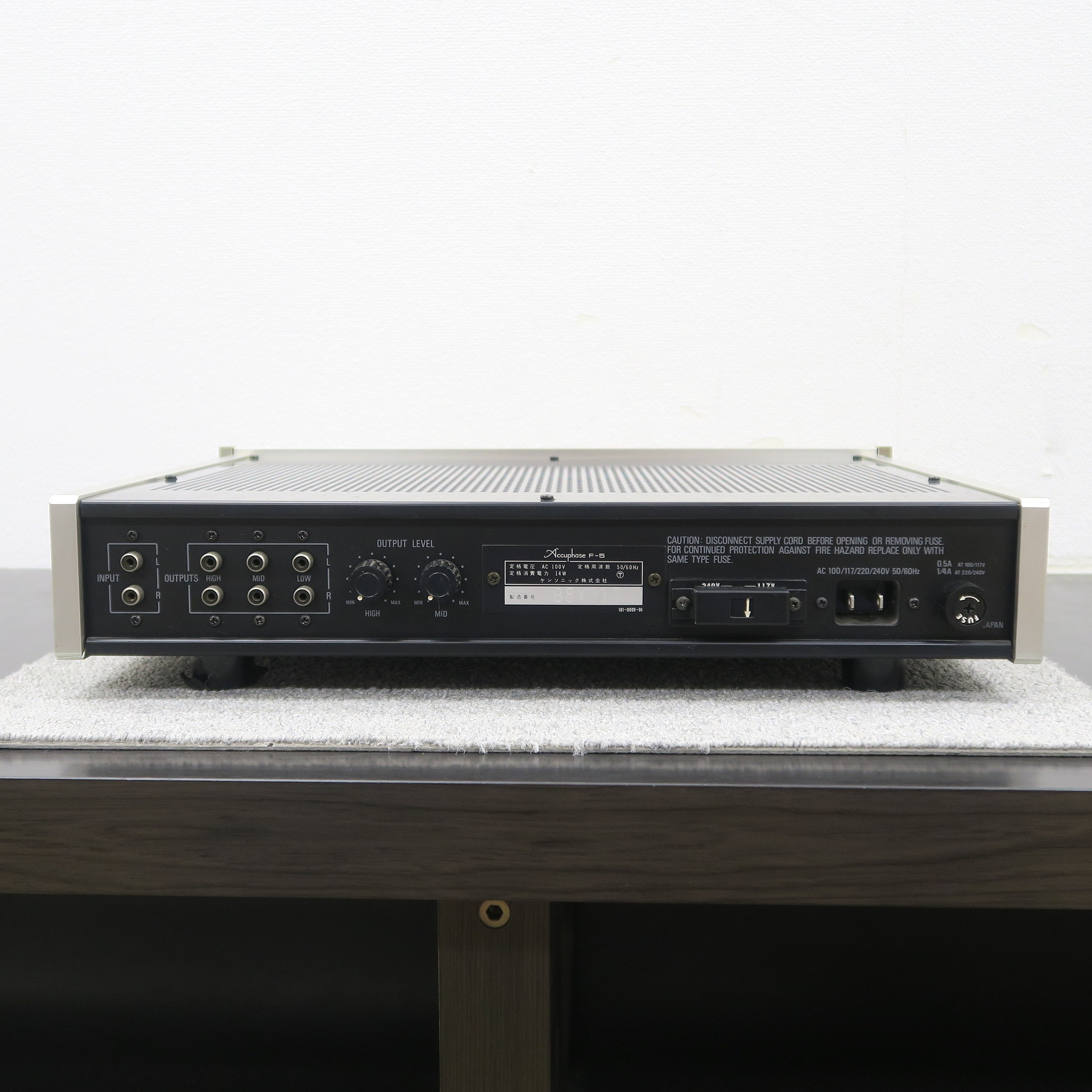ジャンク】Accuphase F-5 チャンネルデバイダー アキュフェーズ @59104