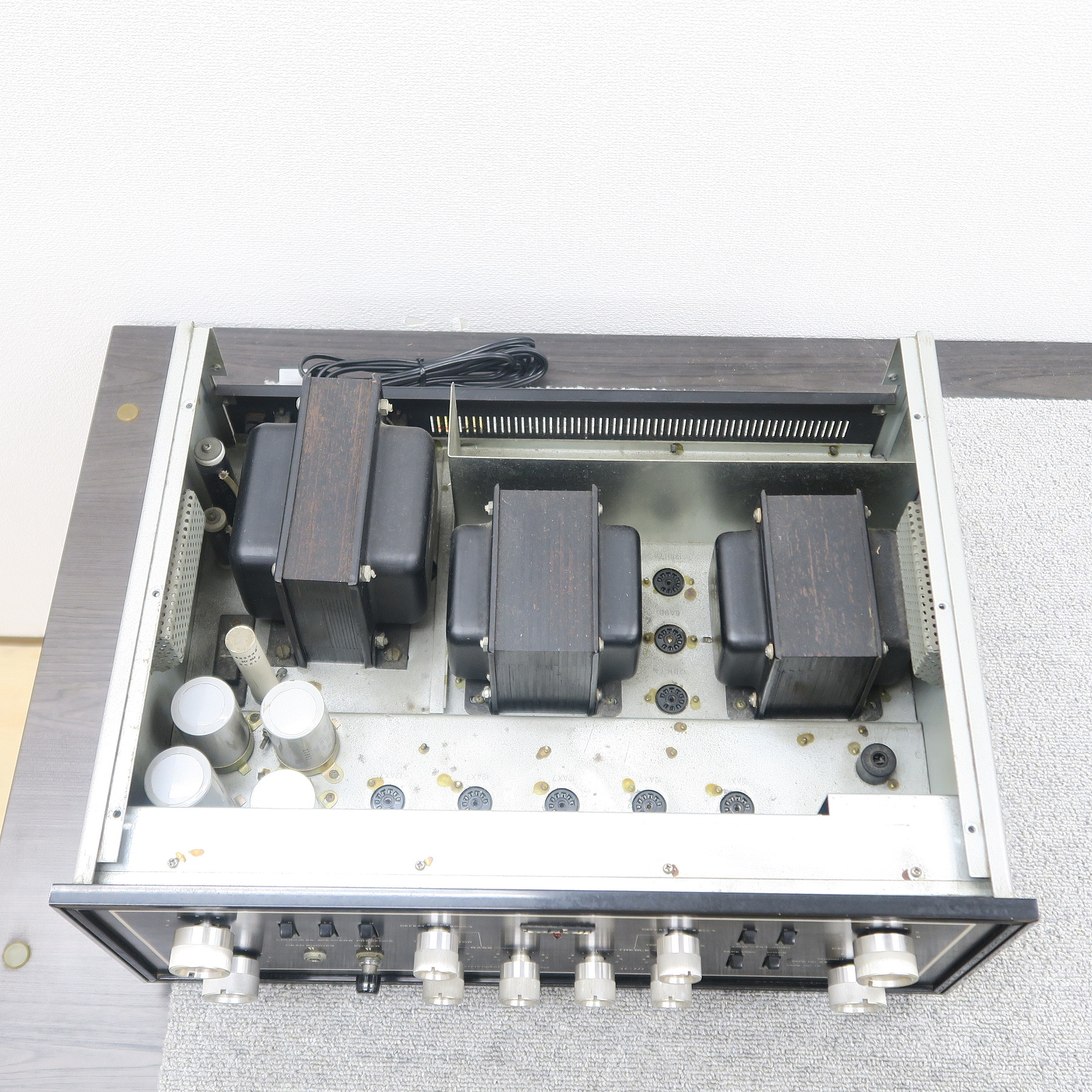 現状】サンスイ SANSUI AU-111 プリメインアンプ @53169 / 中古