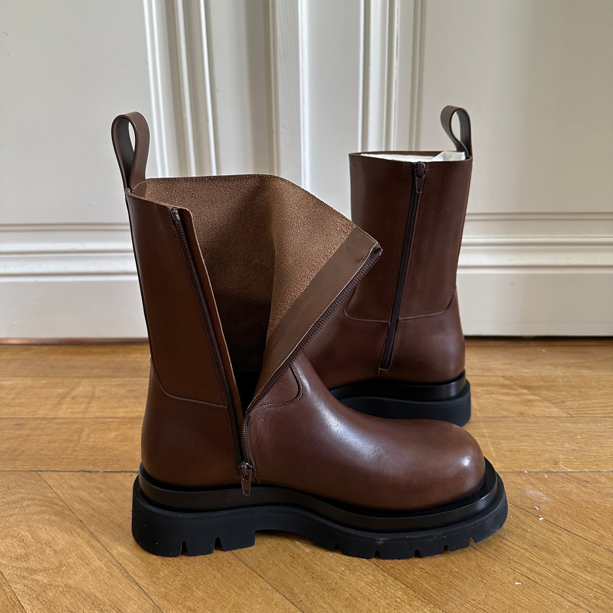 Bottega Veneta Chestnut Zip Leather Lug Boots - Ākaibu Store