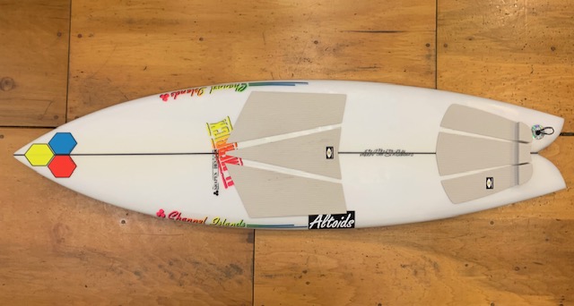 アルトイズ認定中古ボード【FISHBEARDS】【TOO FISH】入荷