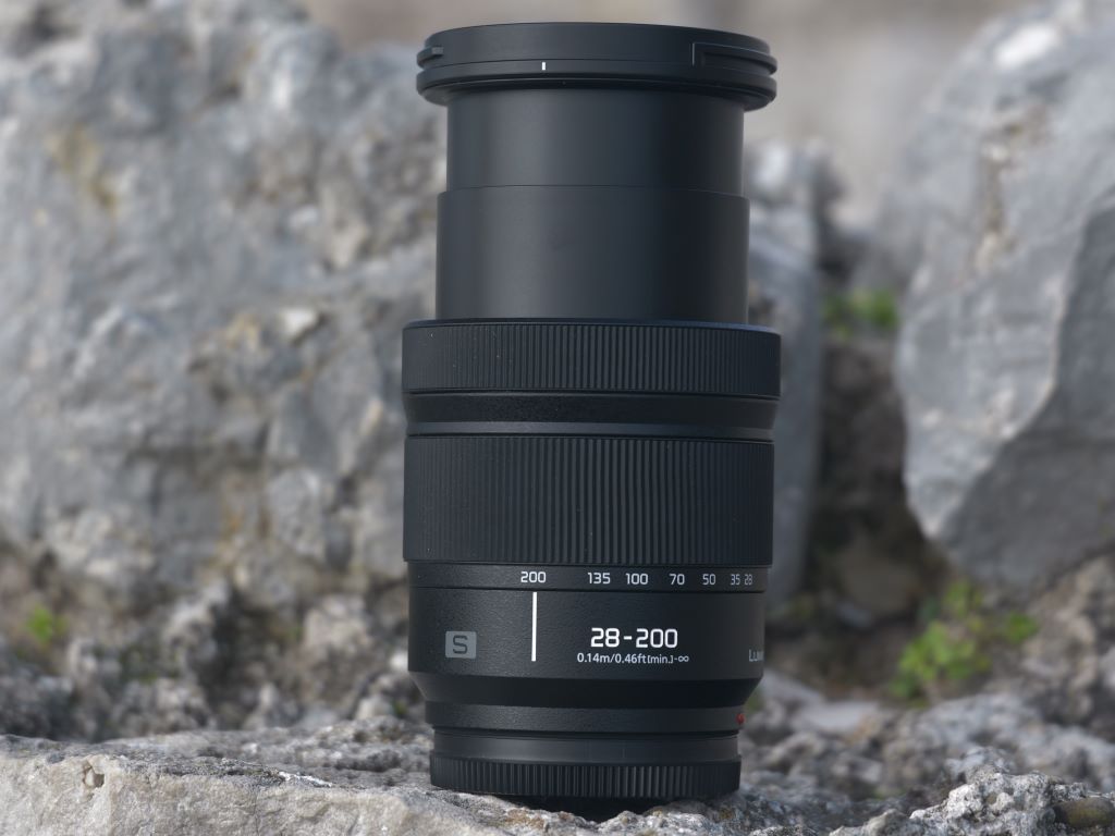 Small, lightweight Panasonic Lumix S 28-200mm F4-7.1 Macro OIS