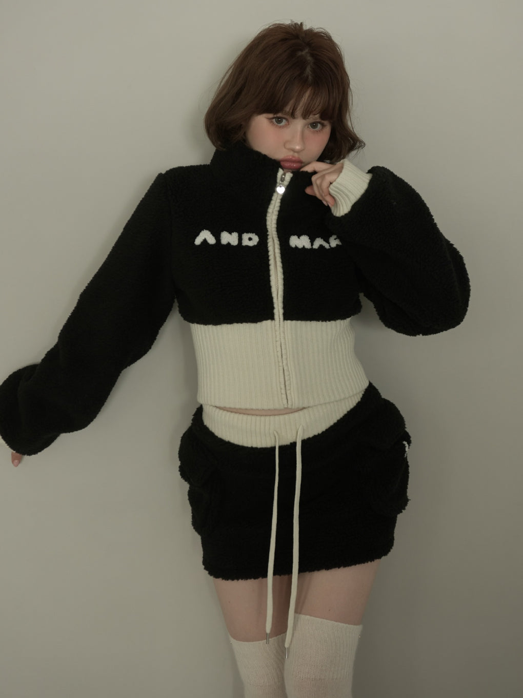 ANDMARY】Fluffy mini skirt