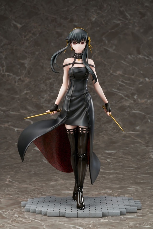 SPY×FAMILY」ヨル・フォージャーがフィギュア化！フォージャー一家が