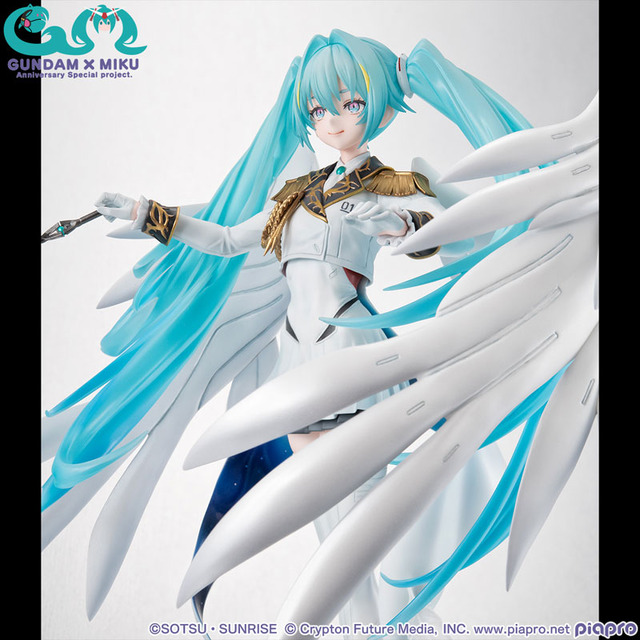 ガンダム」ウイングガンダムゼロ EWをモチーフにした“初音ミク