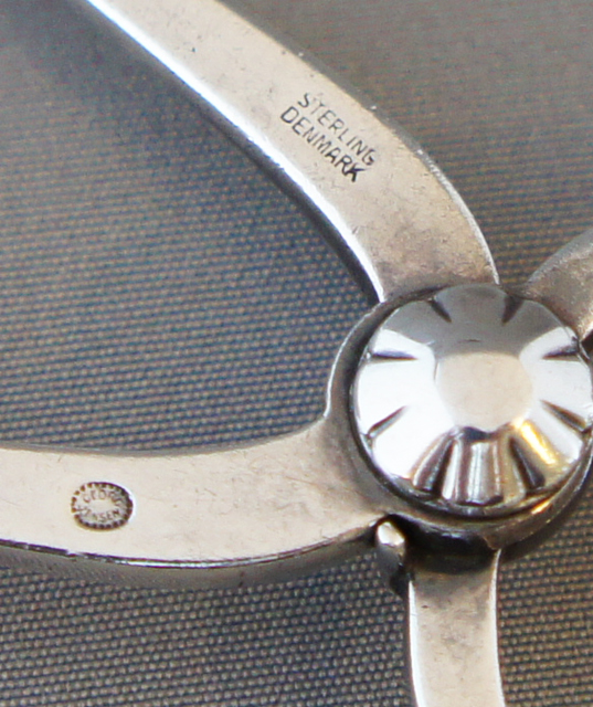 ジョージ・ジェンセン「”Acorn” シュガートング」《アンティックかとう》