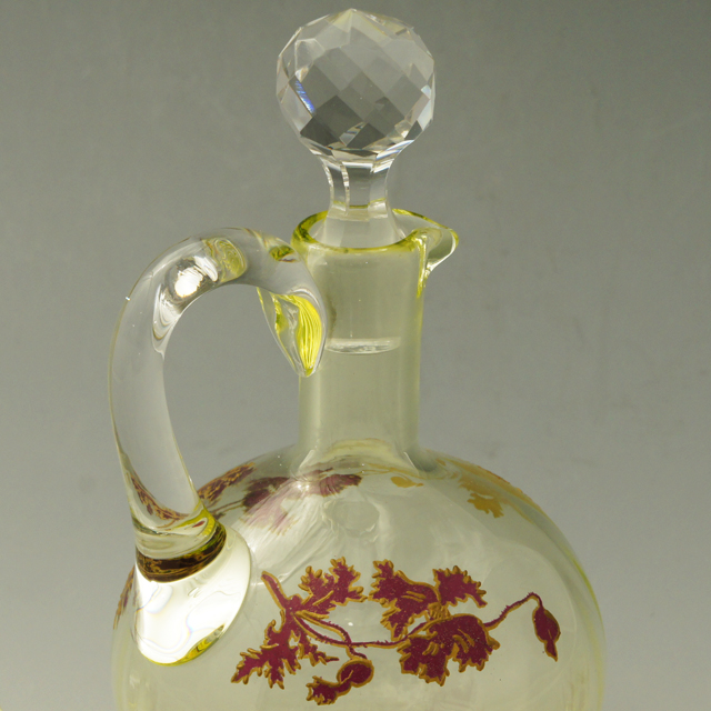 オールドバカラ「ウランガラス 赤エナメル彩 リキュールセット（ボトル